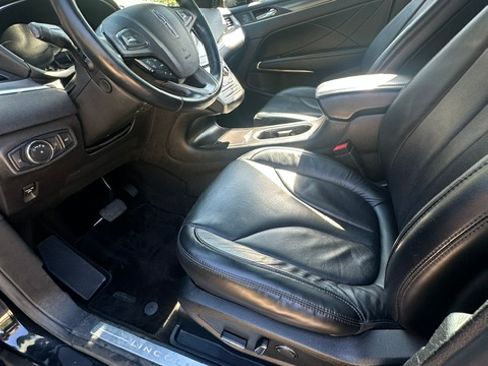 Used 2015 Lincoln MKC AWD w/ Equipment Group 102A Reserve image 8