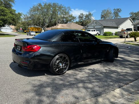 Used 2018 BMW M4 Convertible w/ Competition Package RWD image 5