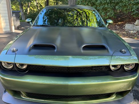 Used 2023 Dodge Challenger SRT Hellcat image 2