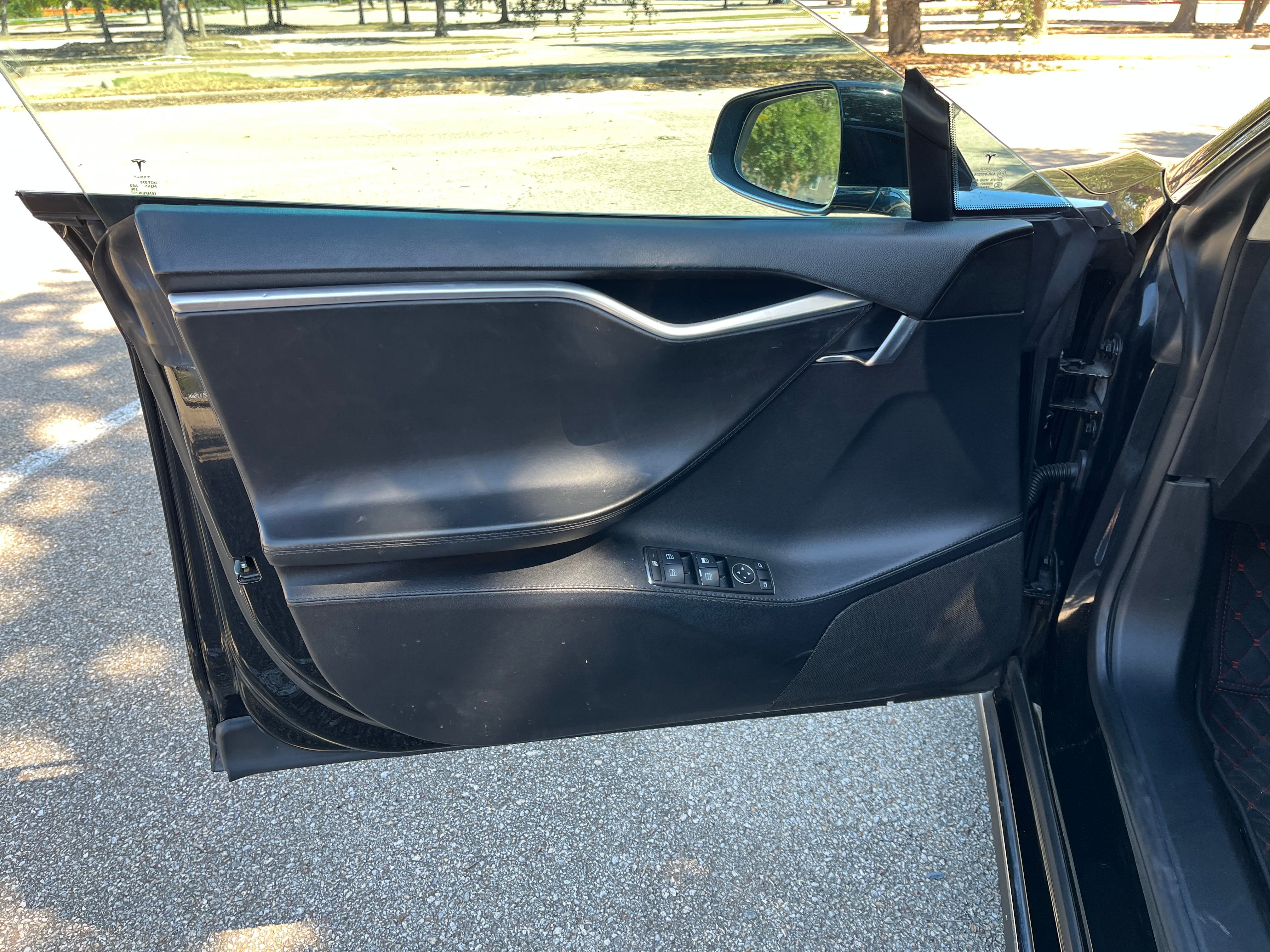 Used 2012 Tesla Model S Signature Performance RWD image 12