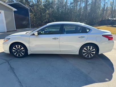 Used 2017 Nissan Altima 2.5 SV