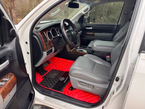 Used 2007 Toyota Tundra Limited image 9