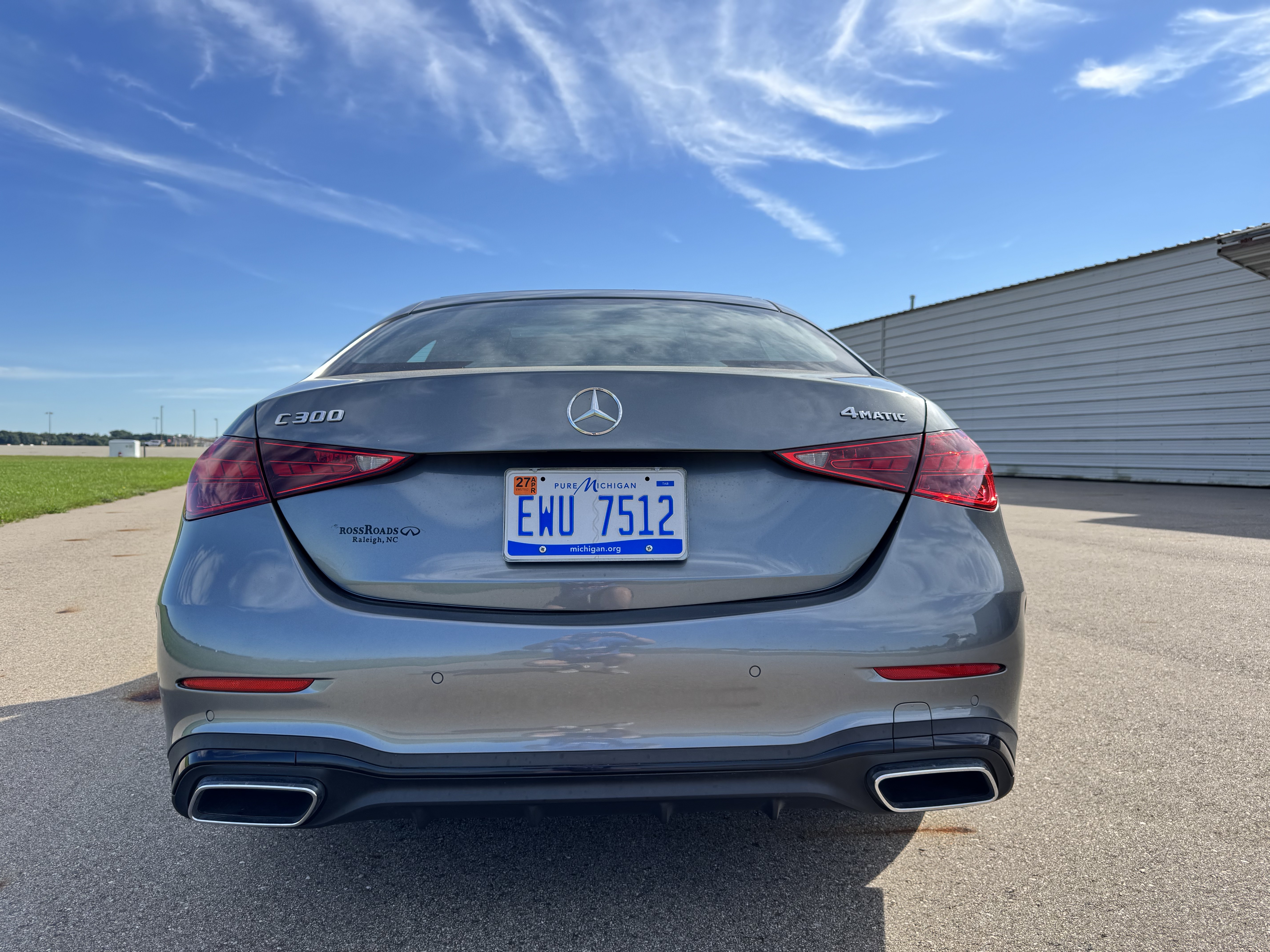 Used 2022 Mercedes-Benz C 300 4MATIC Sedan image 4