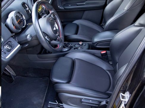 Used 2017 MINI Cooper Countryman S image 10