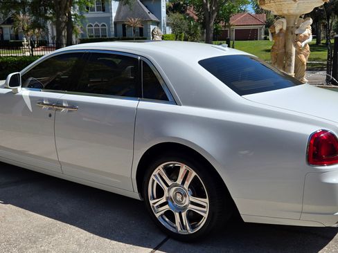Used 2015 Rolls-Royce Ghost Series II Sedan 4D image 16