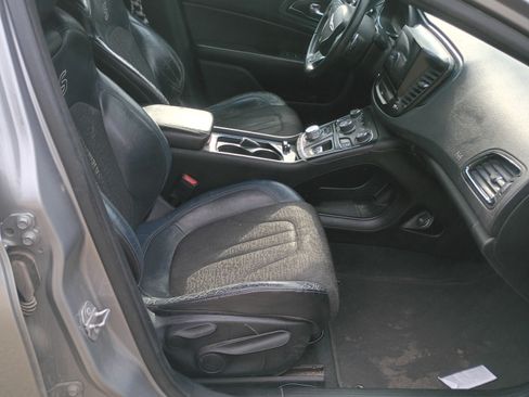 Used 2015 Chrysler 200 S image 9