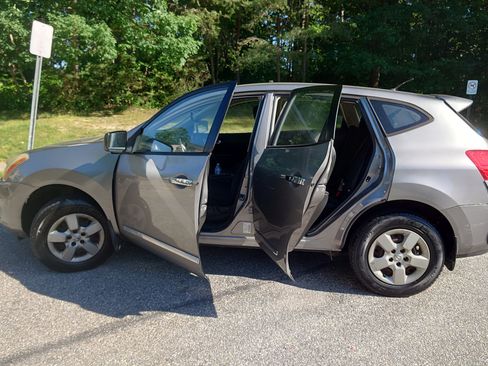 Used 2011 Nissan Rogue S AWD/4WD image 19