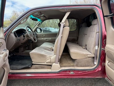 Used 2002 Toyota Tundra SR5 image 4