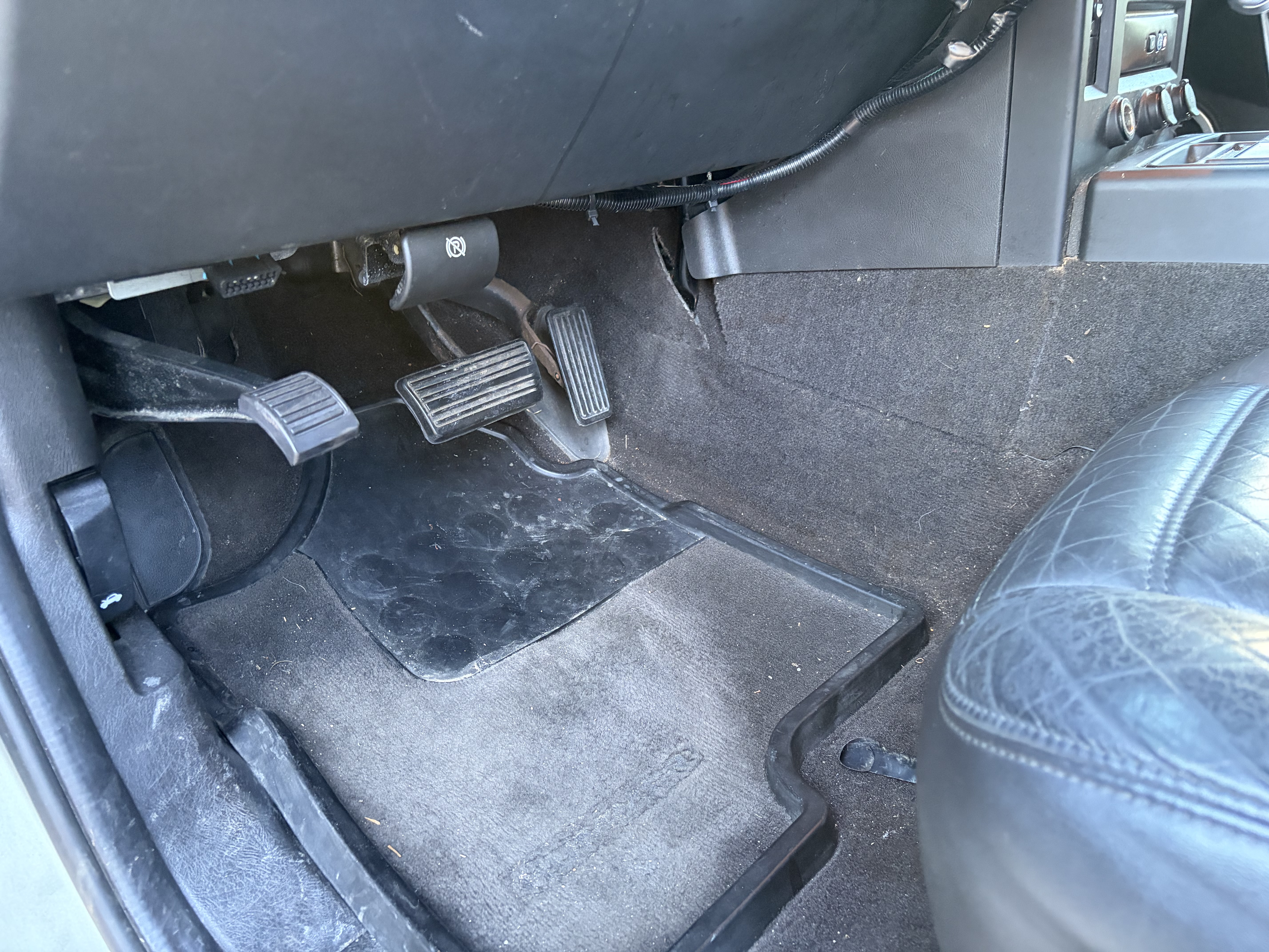 Used 2005 HUMMER H2 w/ Preferred Equipment Group AWD/4WD image 10