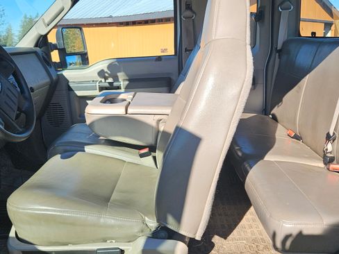 Used 2008 Ford F350 XL image 11