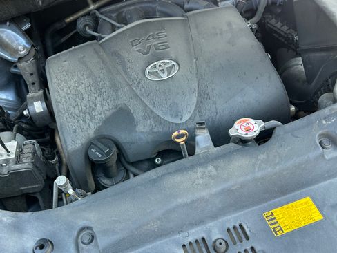 Used 2017 Toyota Highlander Limited Platinum AWD/4WD image 16