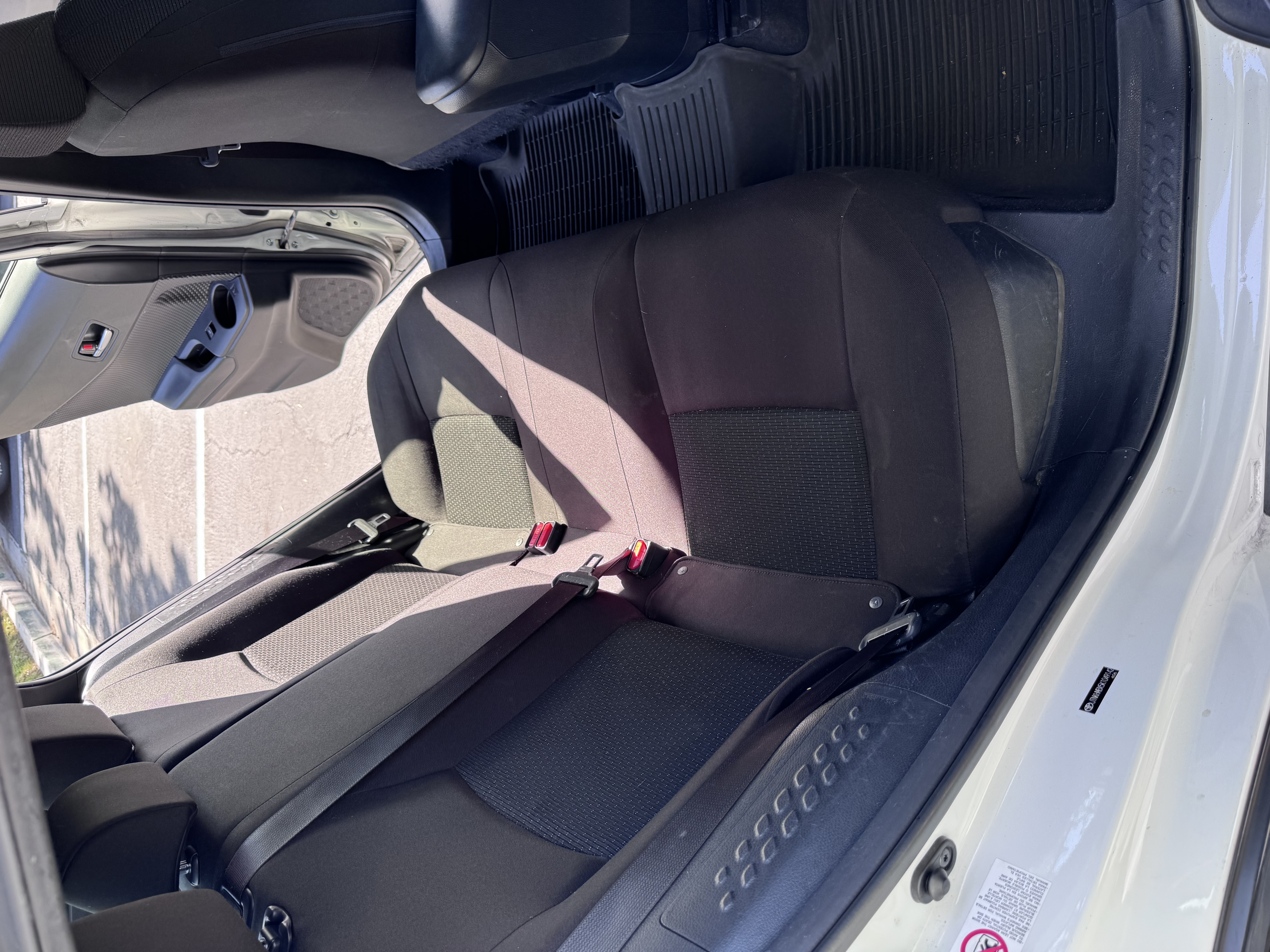 Used 2019 Toyota C-HR XLE FWD image 16