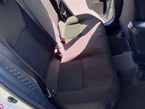 Used 2019 Toyota C-HR XLE FWD image 16