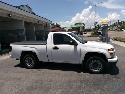 Used 2011 Chevrolet Colorado W/T RWD image 2