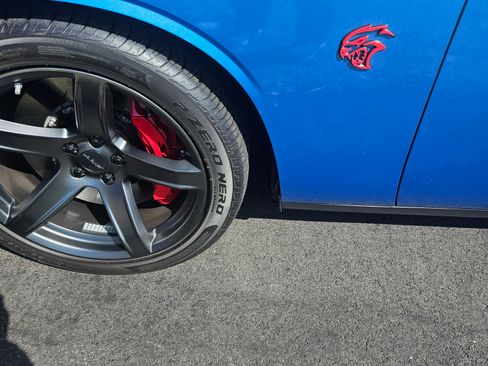 Used 2023 Dodge Challenger SRT Hellcat RWD image 10