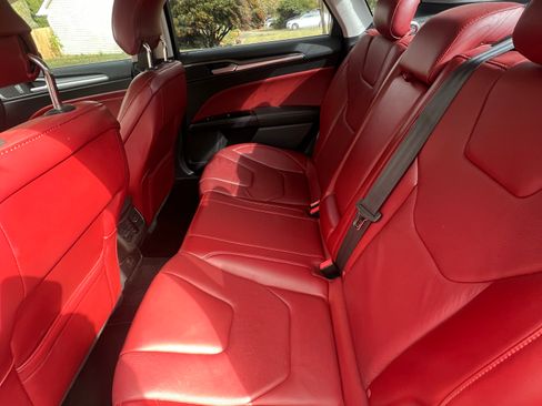 Used 2014 Ford Fusion Titanium image 9