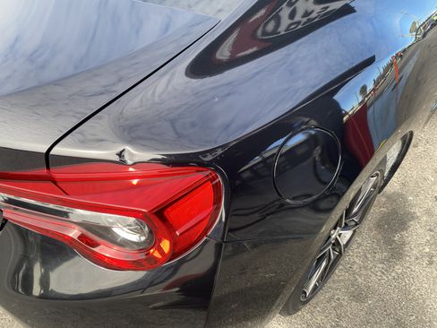 Used 2017 Toyota 86 image 16