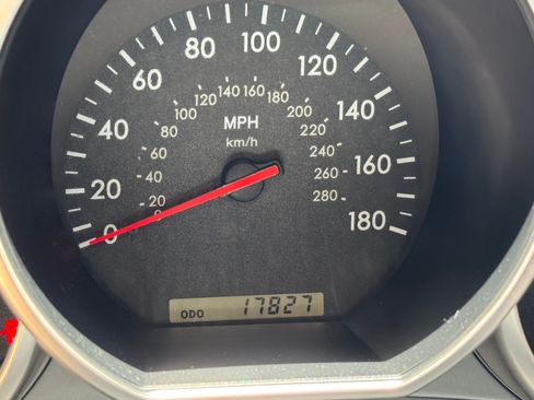 Used 2002 Lexus SC 430 Convertible image 4