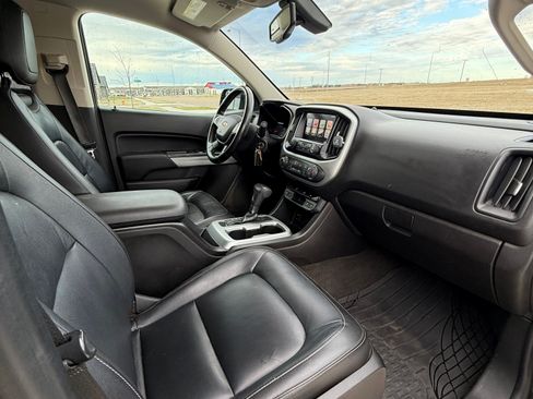 Used 2015 Chevrolet Colorado LT w/ Luxury Package image 10