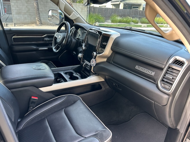 Used 2021 RAM 1500 Laramie AWD/4WD image 10