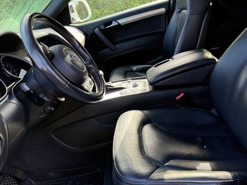 Used 2015 Audi Q7 3.0T S line Prestige w/ 21" S Line Plus Package image 9