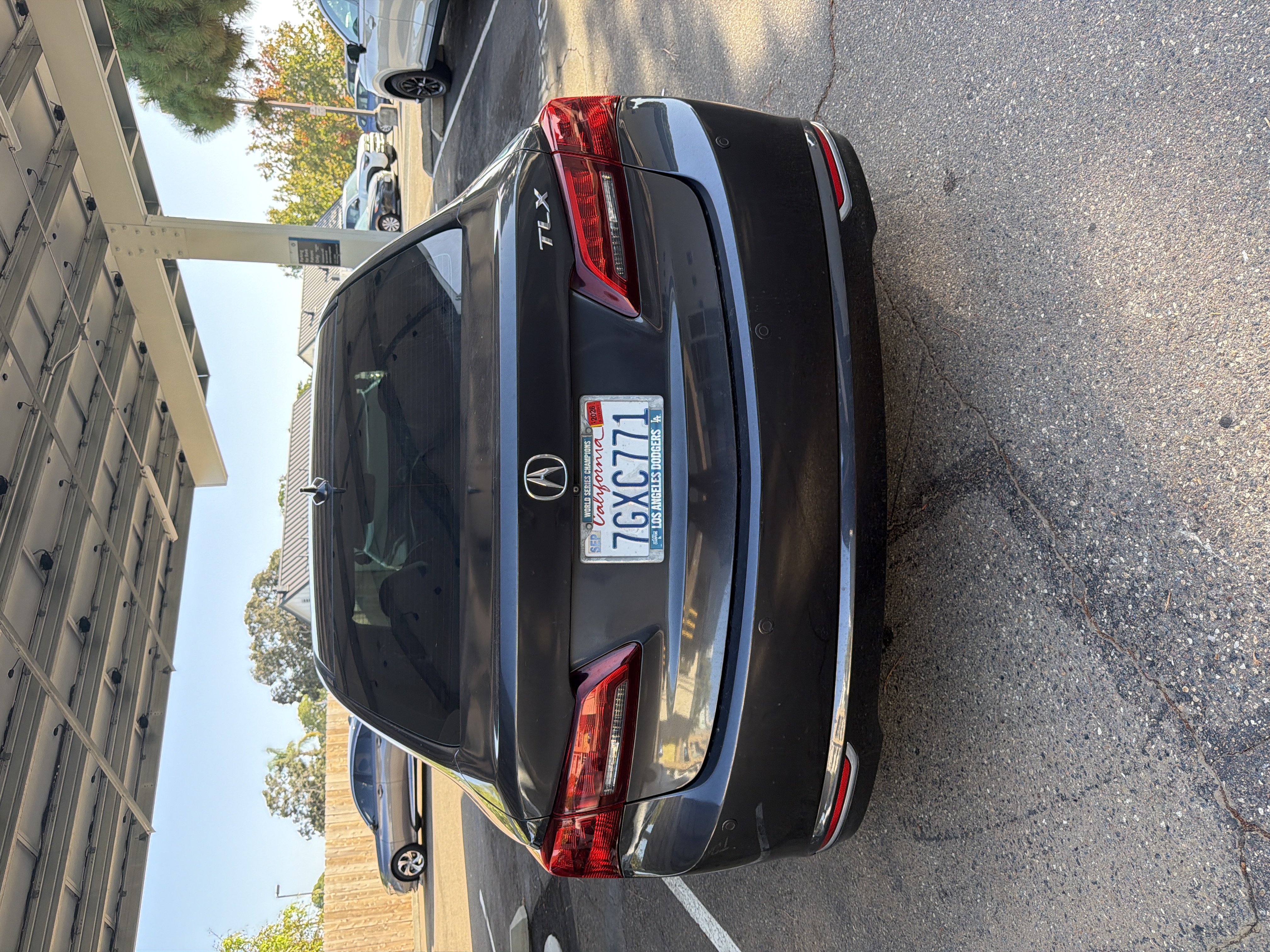 Used 2015 Acura TLX w/ Advance Package FWD image 5
