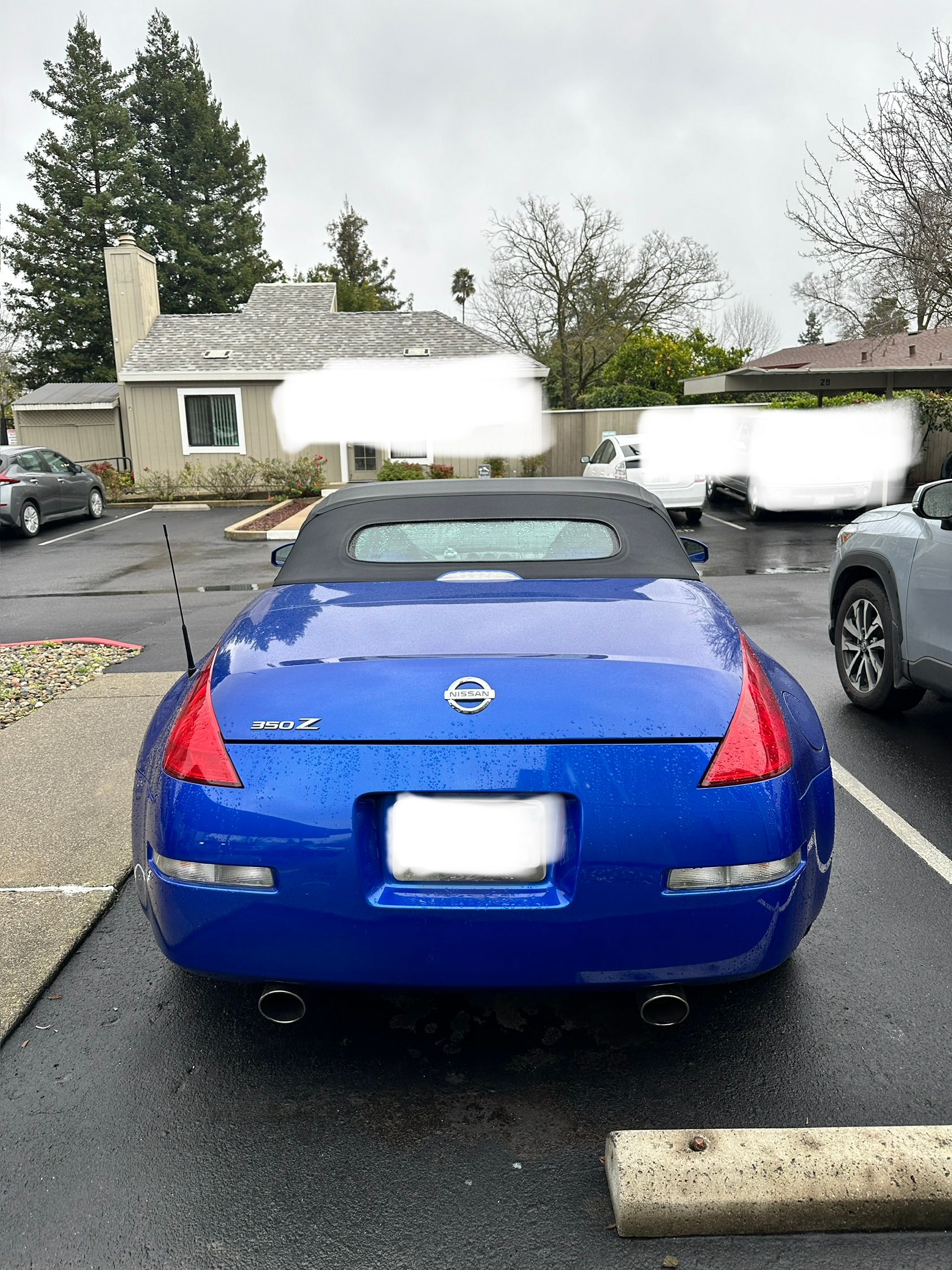 Used 2005 Nissan 350Z Touring RWD image 4
