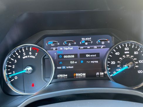 Used 2021 Ford Expedition Limited image 16