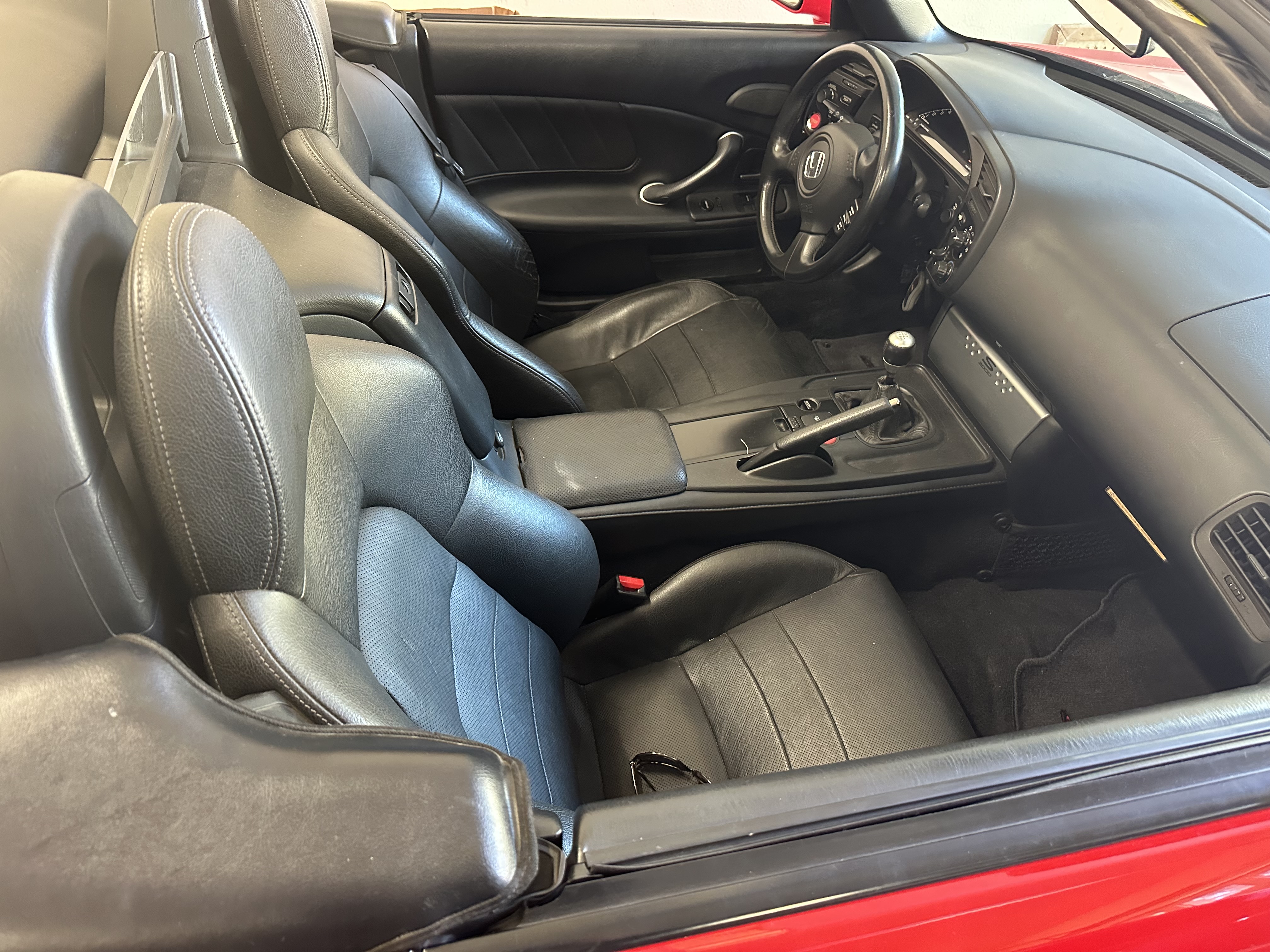 Used 2006 Honda S2000 image 8