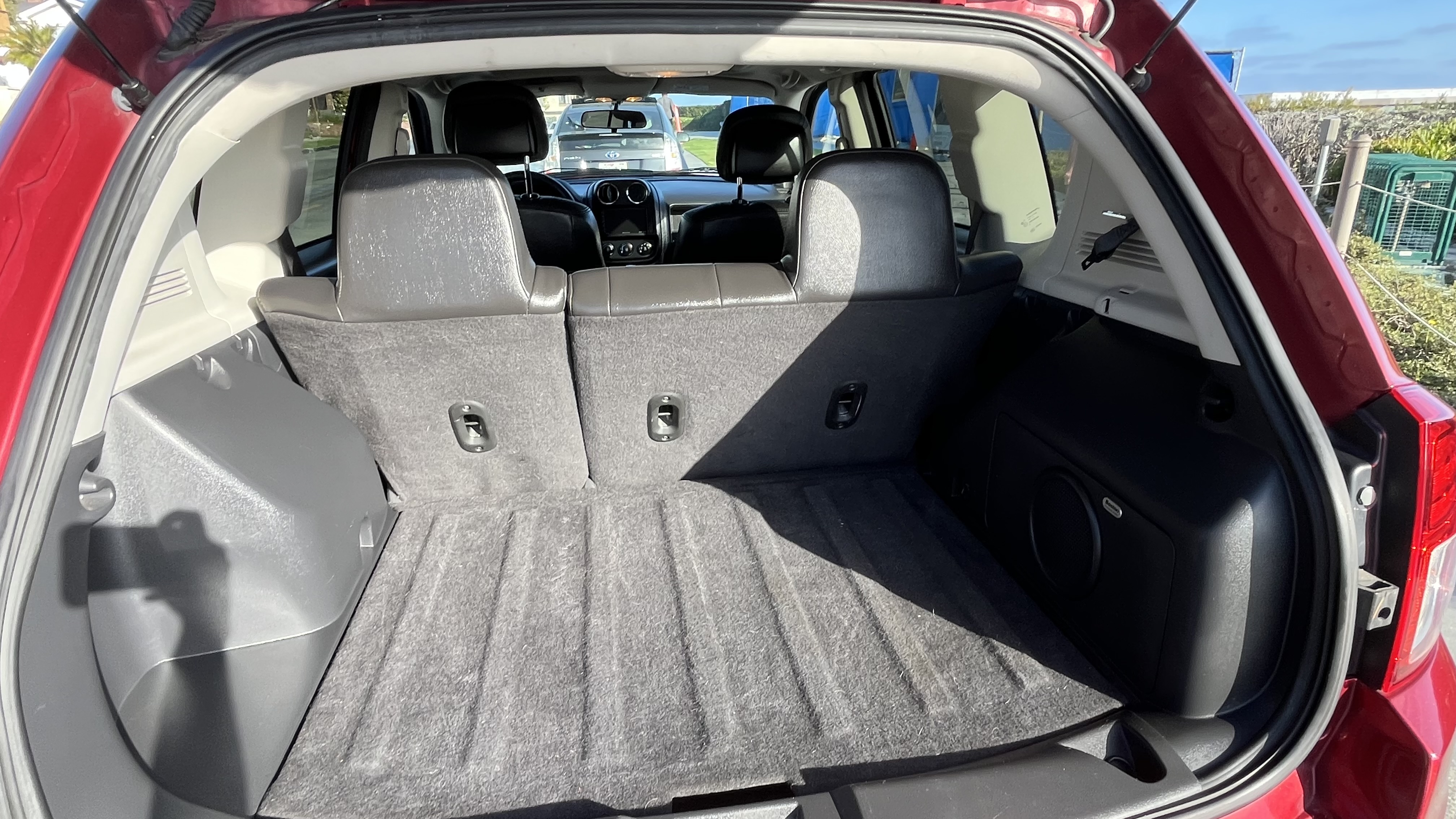 Used 2012 Jeep Compass Latitude w/ Sun/Sound Group FWD image 24