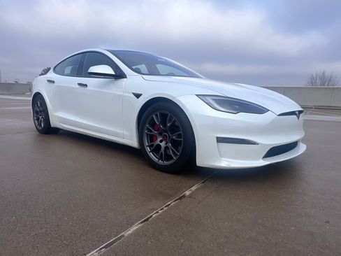 Used 2023 Tesla Model S Plaid image 6