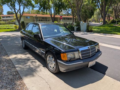 Used 1993 Mercedes-Benz 190 E 2.6 image 5
