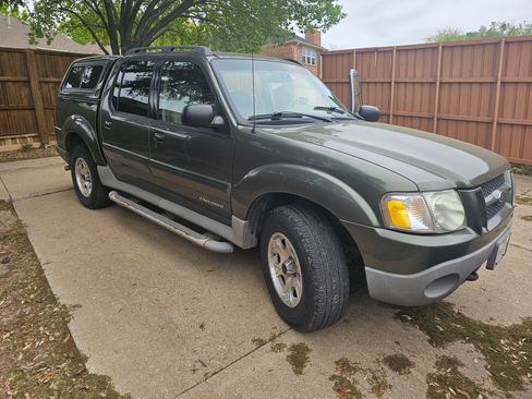 Used 2001 Ford Explorer Sport Trac 4x4 image 11
