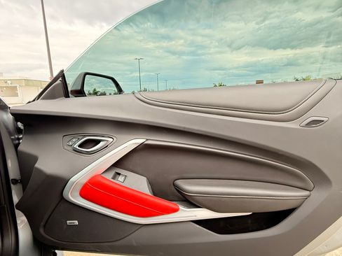 Used 2023 Chevrolet Camaro SS image 16