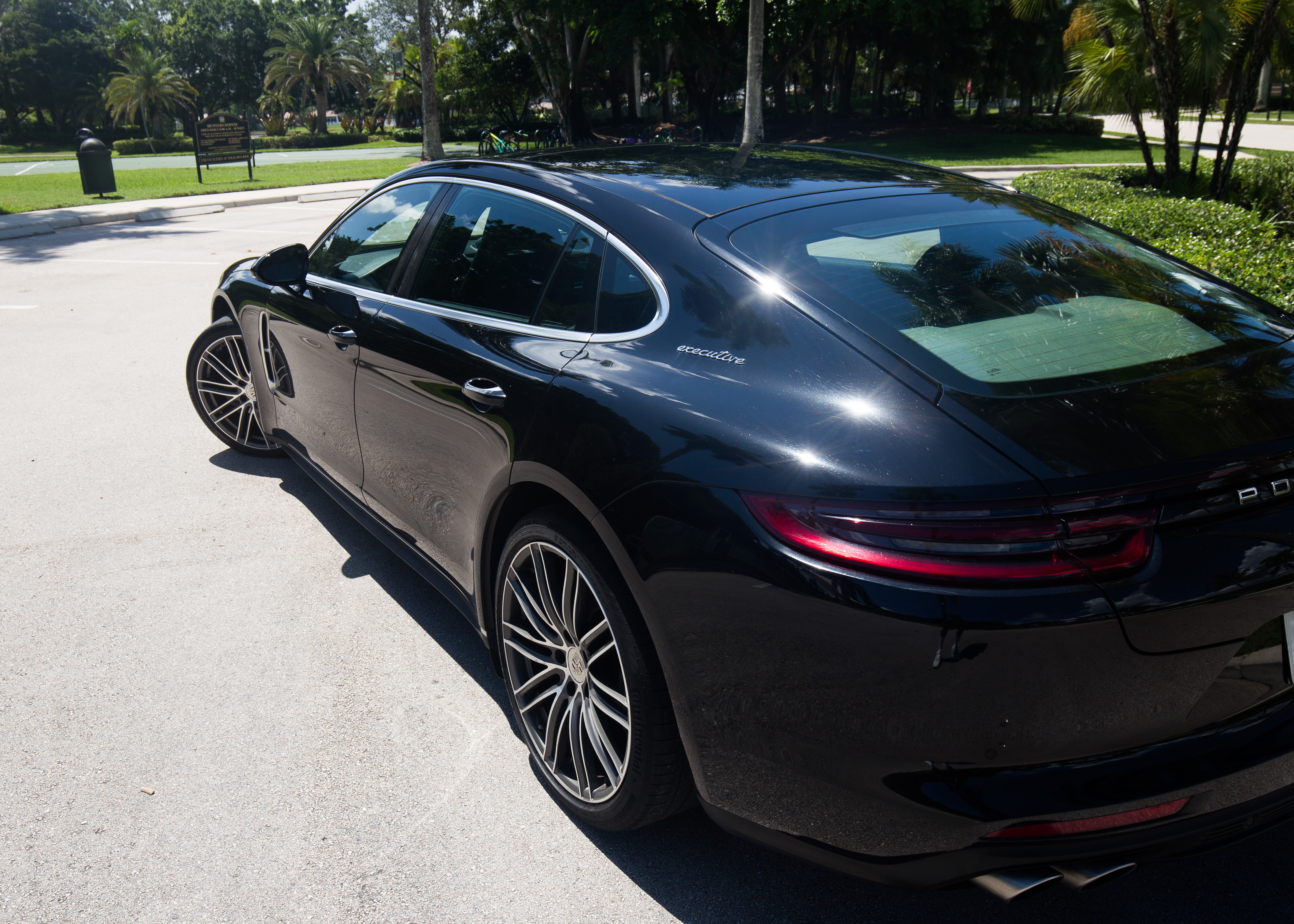 Used 2018 Porsche Panamera 4S Executive AWD/4WD image 6