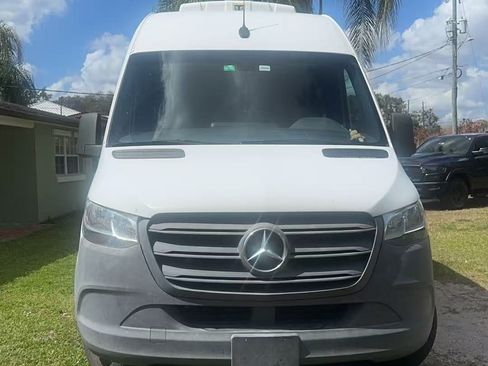 Used 2020 Mercedes-Benz Sprinter 3500 image 5