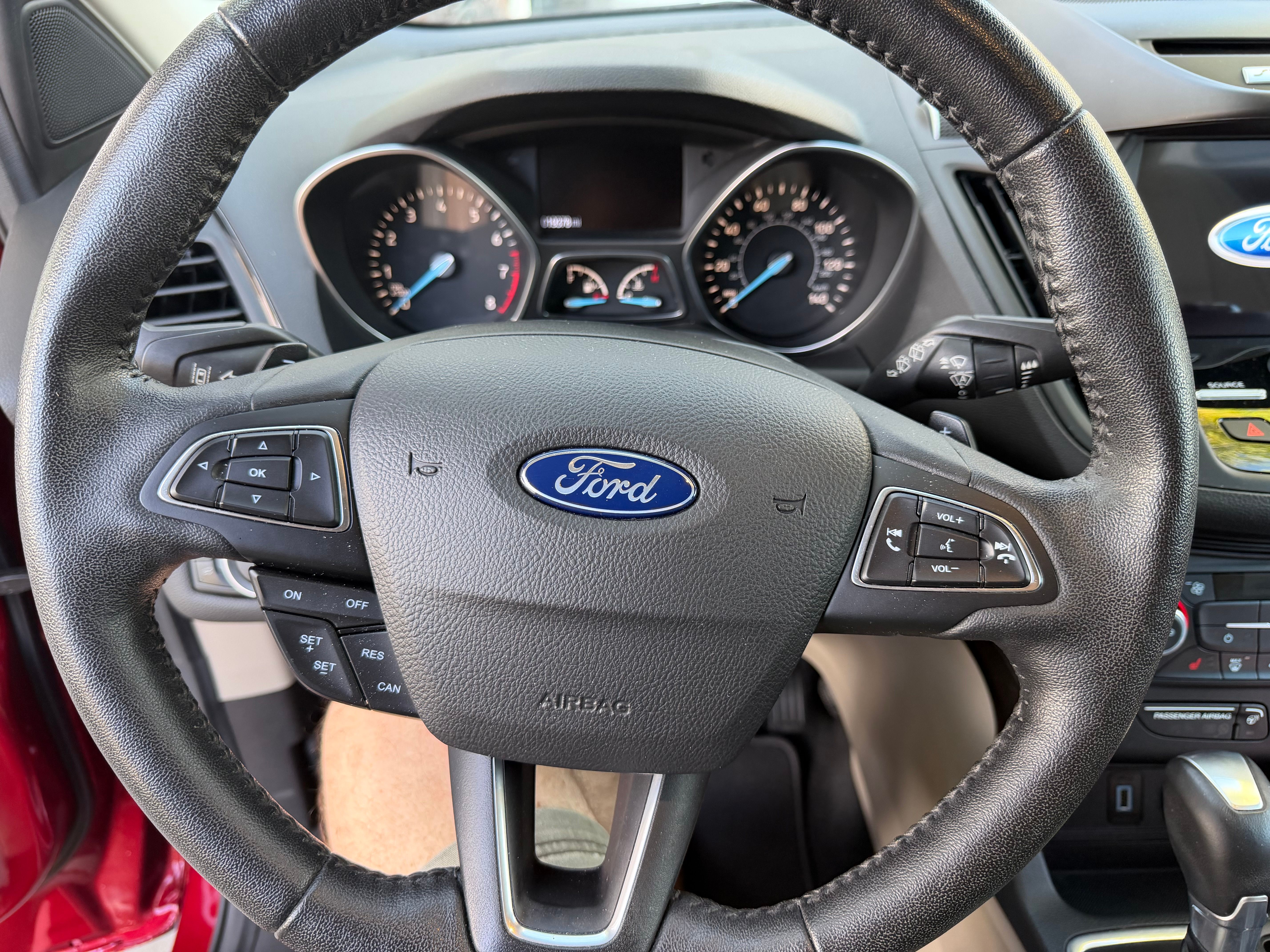Used 2017 Ford Escape Titanium w/ Equipment Group 301A FWD image 9