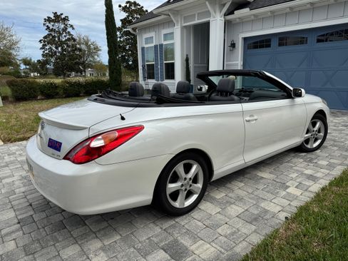 Used 2005 Toyota Solara SE image 6