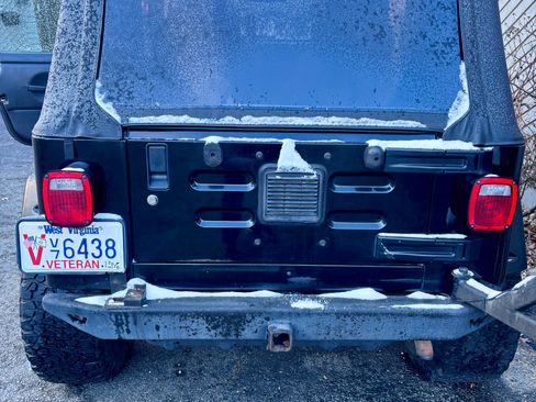 Used 2006 Jeep Wrangler X image 17