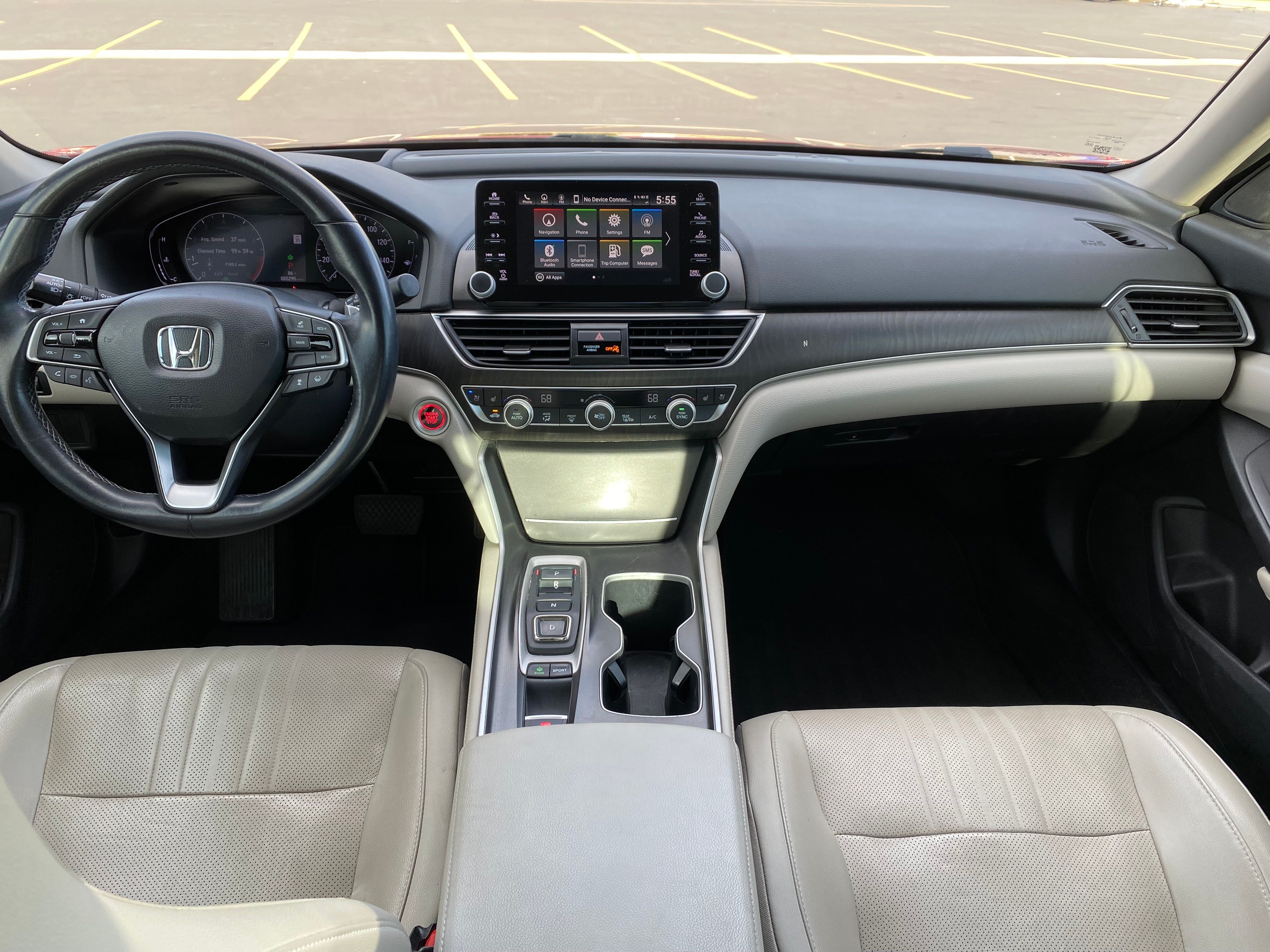 Used 2018 Honda Accord Touring image 24