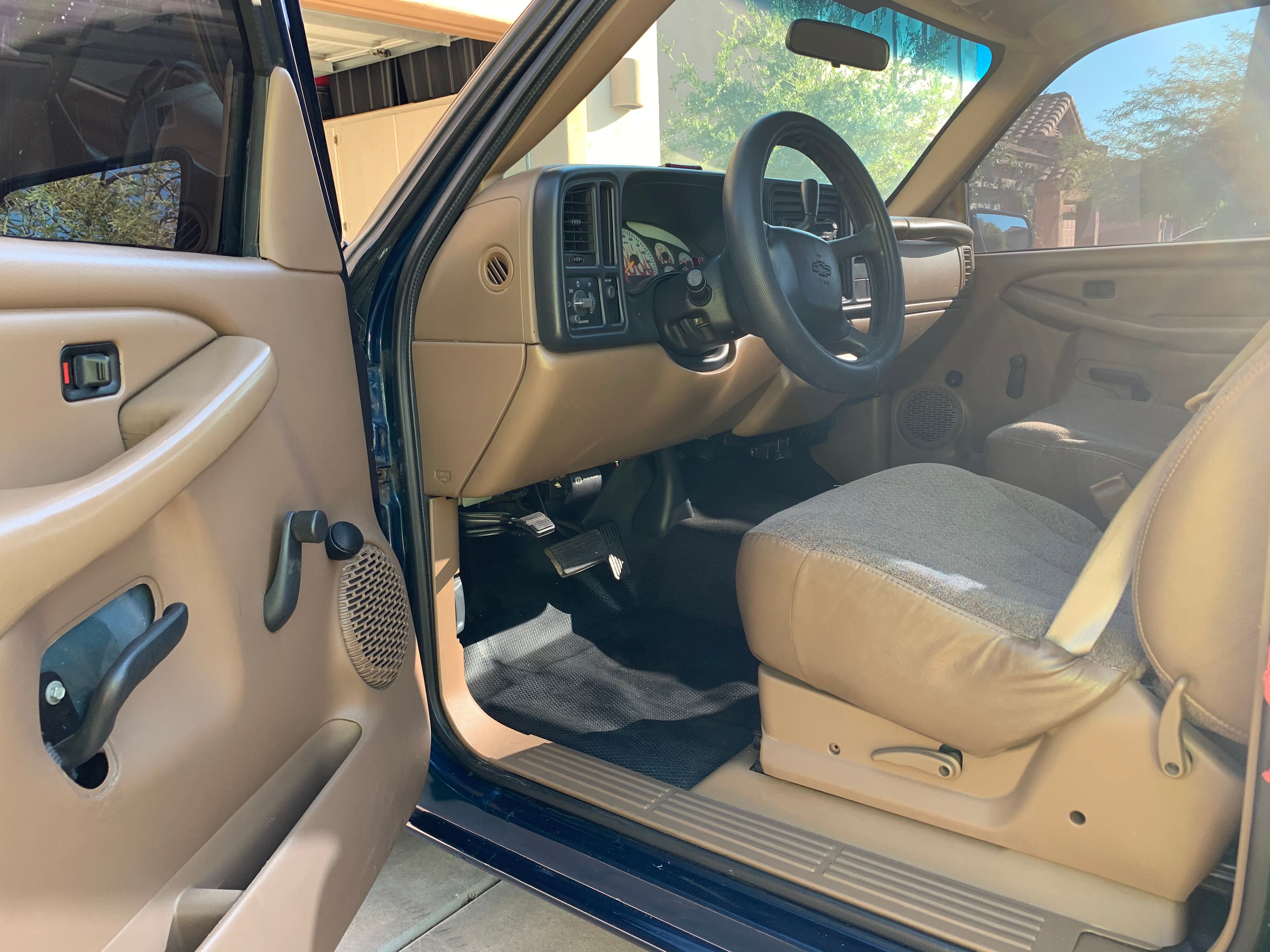 Used 1999 Chevrolet Silverado 1500 2WD Regular Cab image 12
