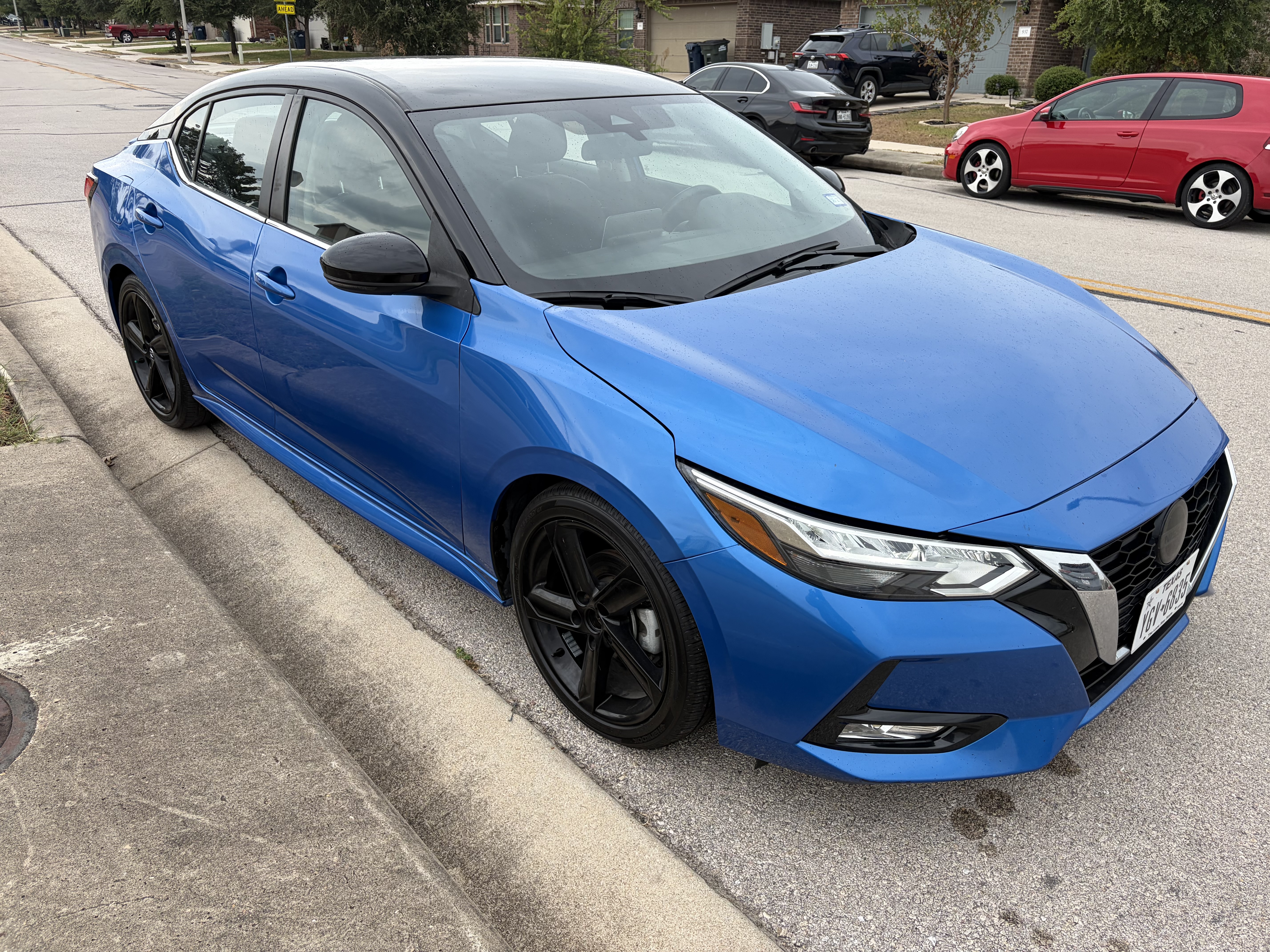 Used 2023 Nissan Sentra SR w/ Trunk Package FWD image 11