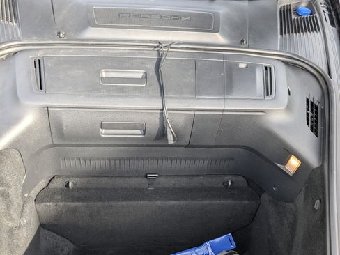 Used 2010 Porsche 911 Carrera image 11