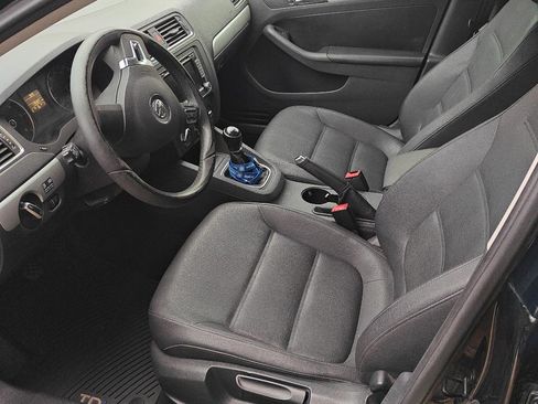 Used 2012 Volkswagen Jetta TDI image 15