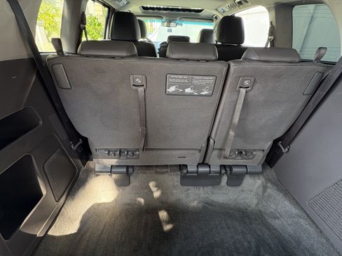 Used 2011 Honda Odyssey EX-L image 8