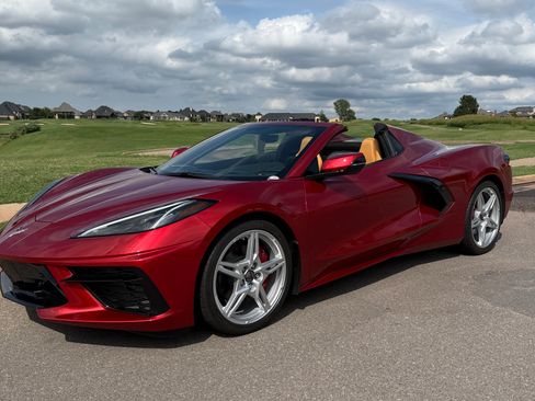Used 2021 Chevrolet Corvette Stingray Preferred Conv w/ Battery Protection Package RWD image 8