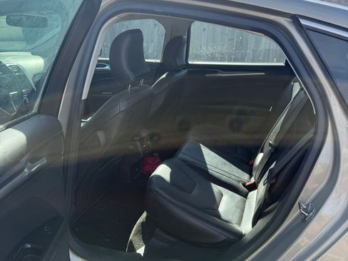 Used 2015 Ford Fusion Titanium image 10