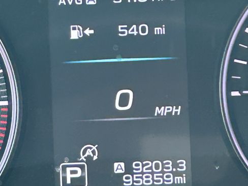 Used 2020 Subaru Outback Premium image 12