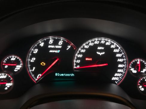 Used 2009 Chevrolet Corvette ZR1 w/ Preferred Equipment Group RWD image 16