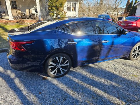 Used 2017 Nissan Maxima Platinum image 9